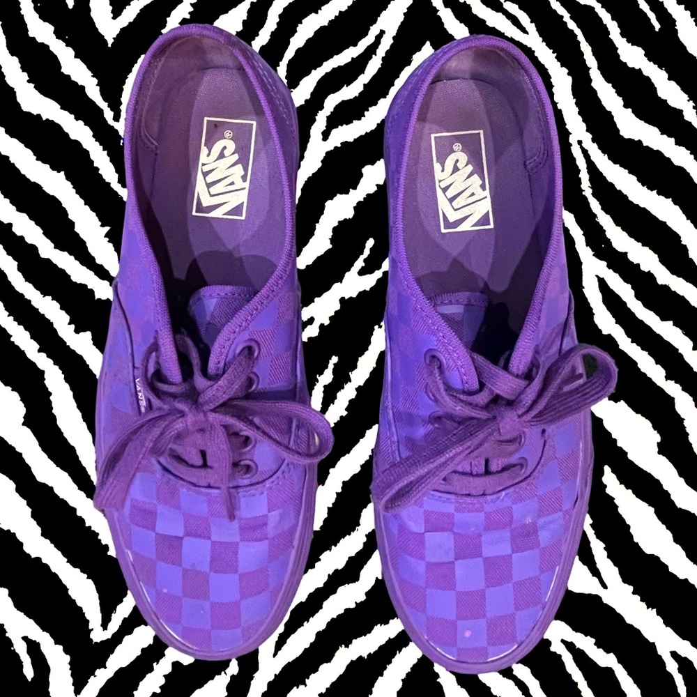 ★ Purple Monochrome Checkered Low Rise Lace Up Authentic Vans ★